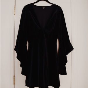 deep v, flowy sleeve mini dress